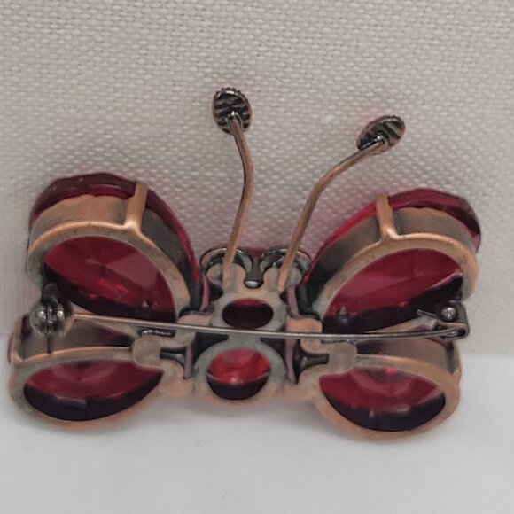 Vtg Red Acrylic Rhinestone Butterfly Brooch Pin Brass Tone Secure Clasp 2.5" - Picture 6 of 6
